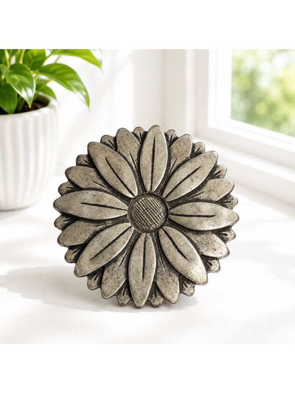 Vintage Daisy Flower Belt Buckle Cast Metal Floral Design 3.5" Round